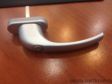 Ручка оконная с ключиком FAM